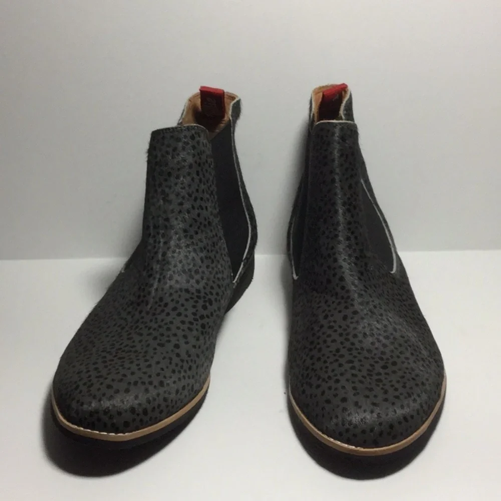 NWOB Rollie Chelsea Snow Leopard Boot Hair Calf 38